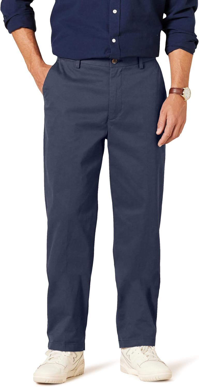 Amazon Essentials Men's Classic-Fit Wrinkle-Resistant Flat-Front Stretch Chino Pant