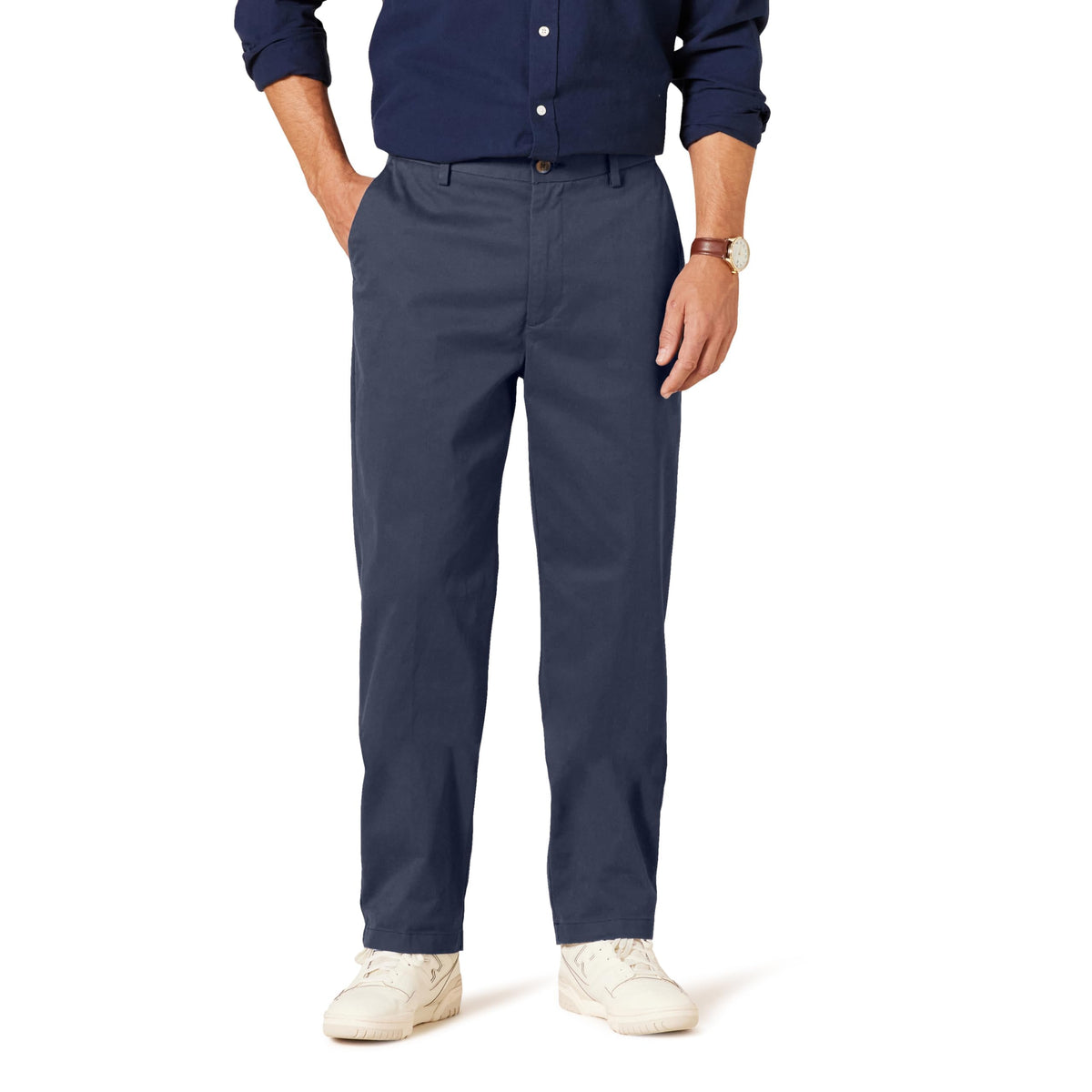 Amazon Essentials Men's Classic-Fit Wrinkle-Resistant Flat-Front Stretch Chino Pant