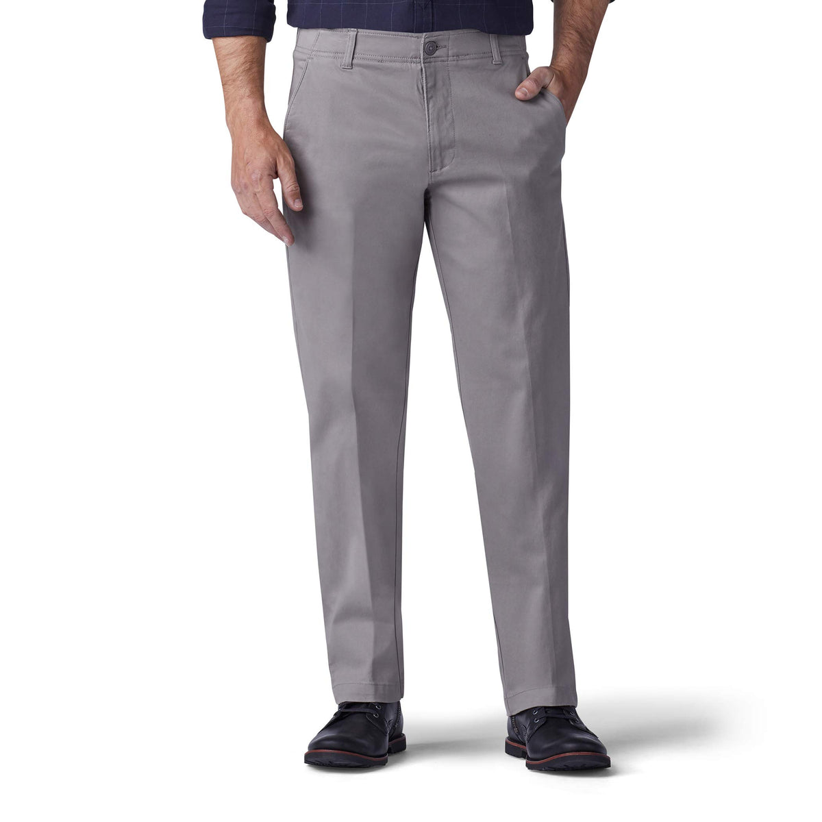 Lee Men's Extreme Motion Flat Front Regular Straight Pant
