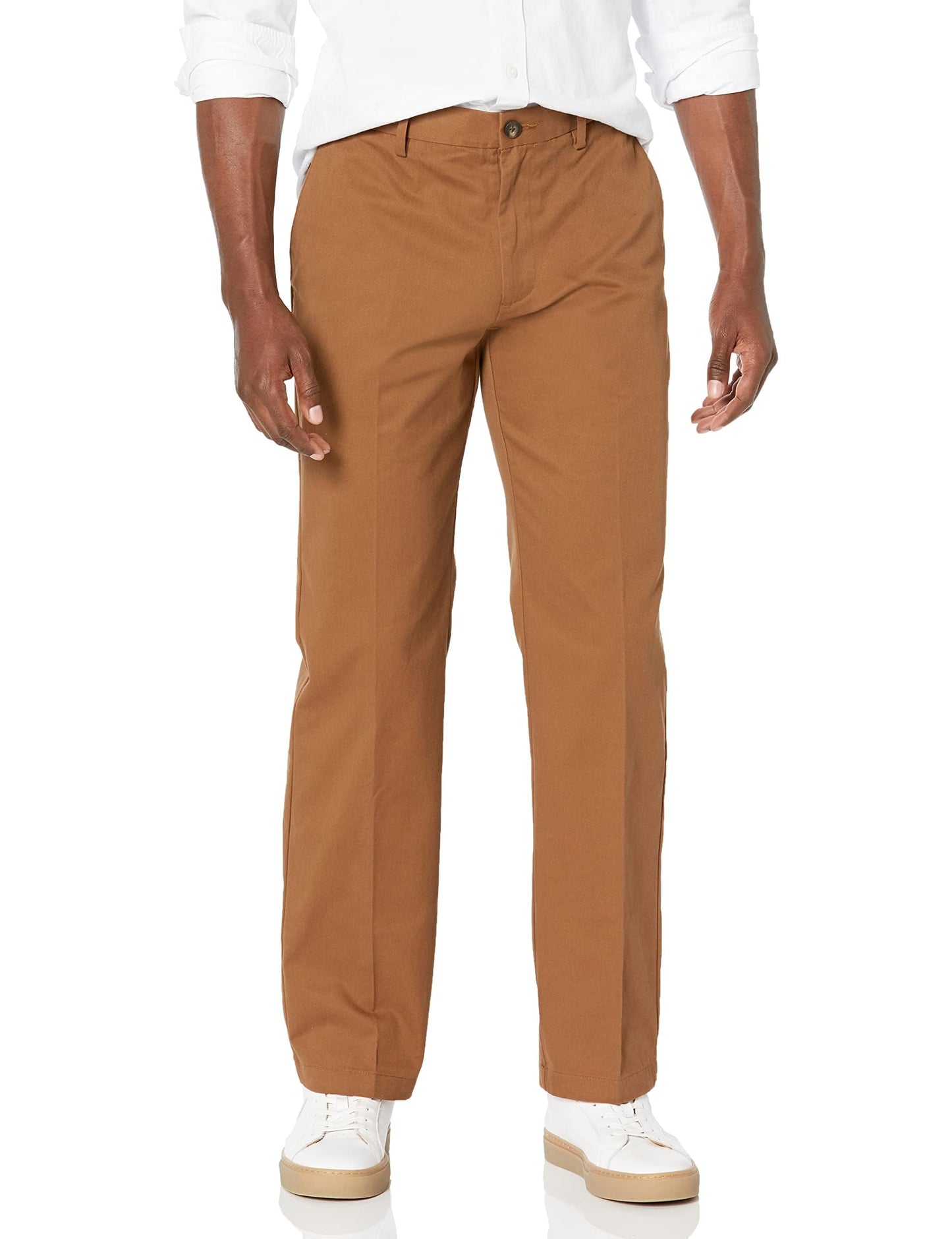 Amazon Essentials Men's Classic-Fit Wrinkle-Resistant Flat-Front Stretch Chino Pant