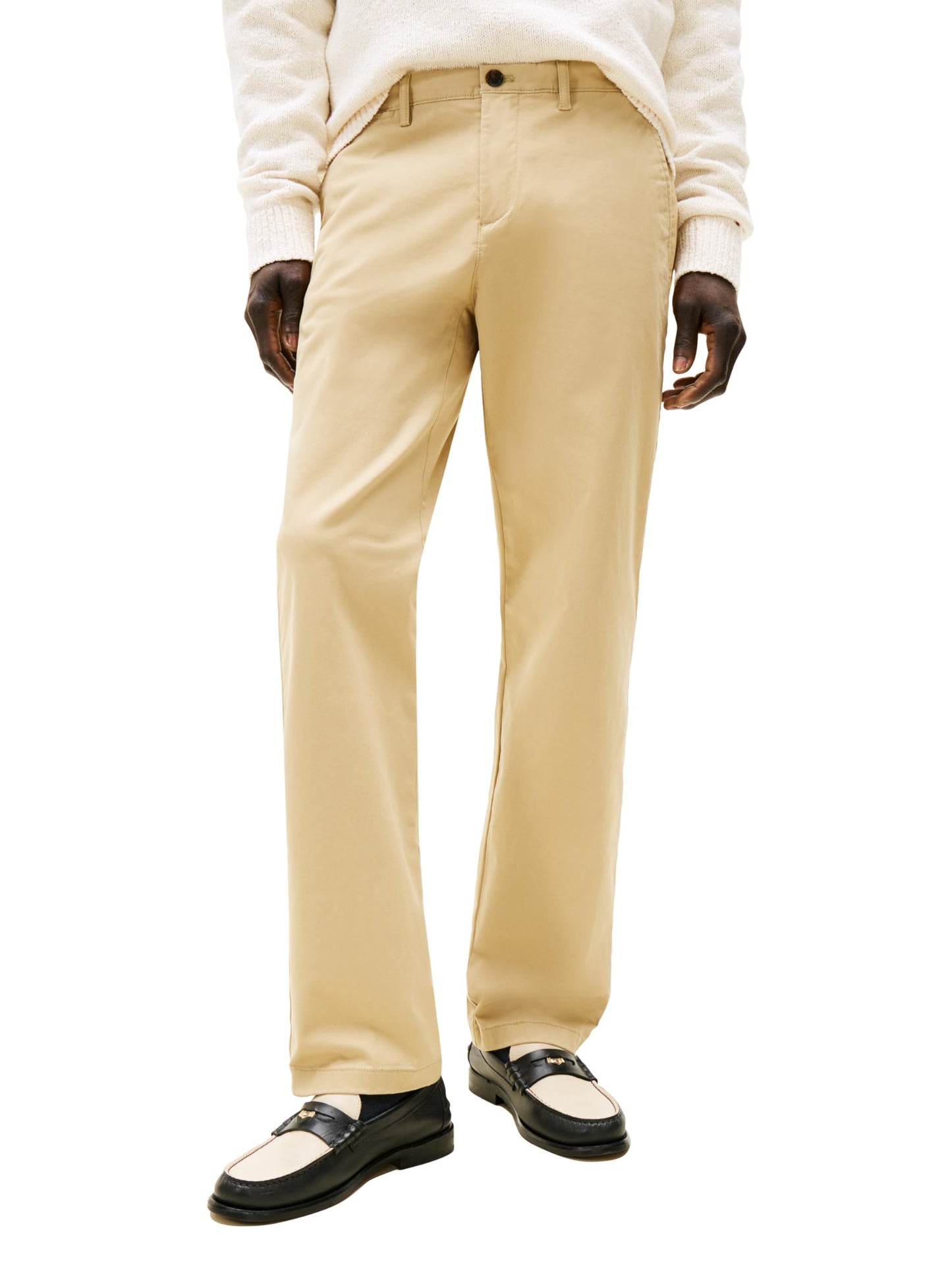 Tommy Hilfiger Men's Stretch Cotton Chino Pants in Custom Fit