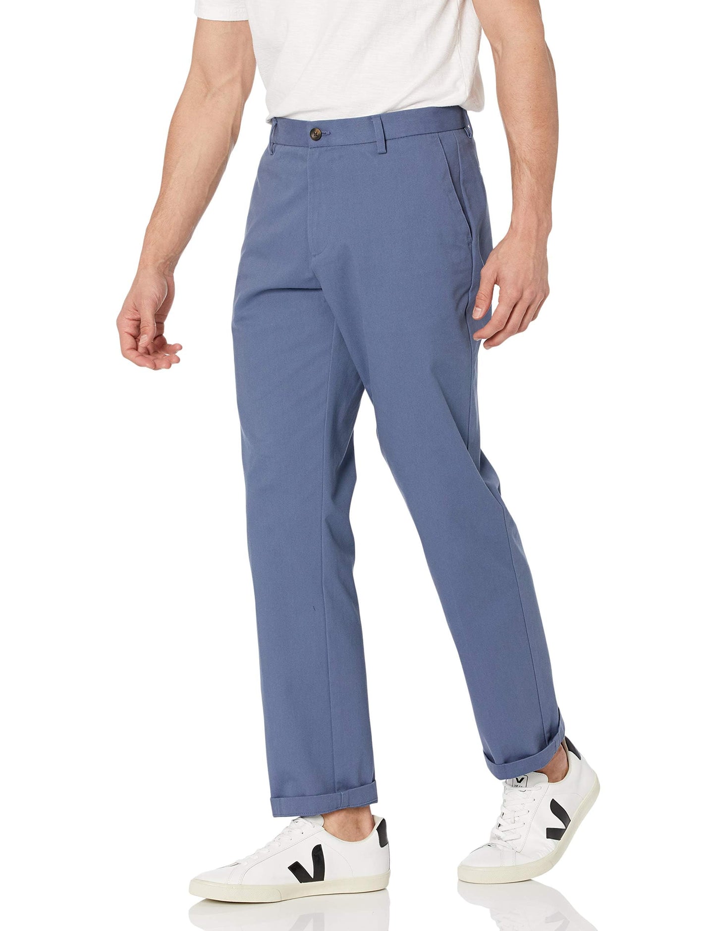 Amazon Essentials Men's Classic-Fit Wrinkle-Resistant Flat-Front Stretch Chino Pant
