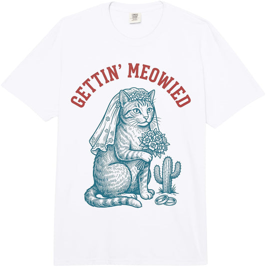 Gettin' Meowied Cat Bride Wedding Feline Pun Comfort Colors Adult Heavyweight T-Shirt