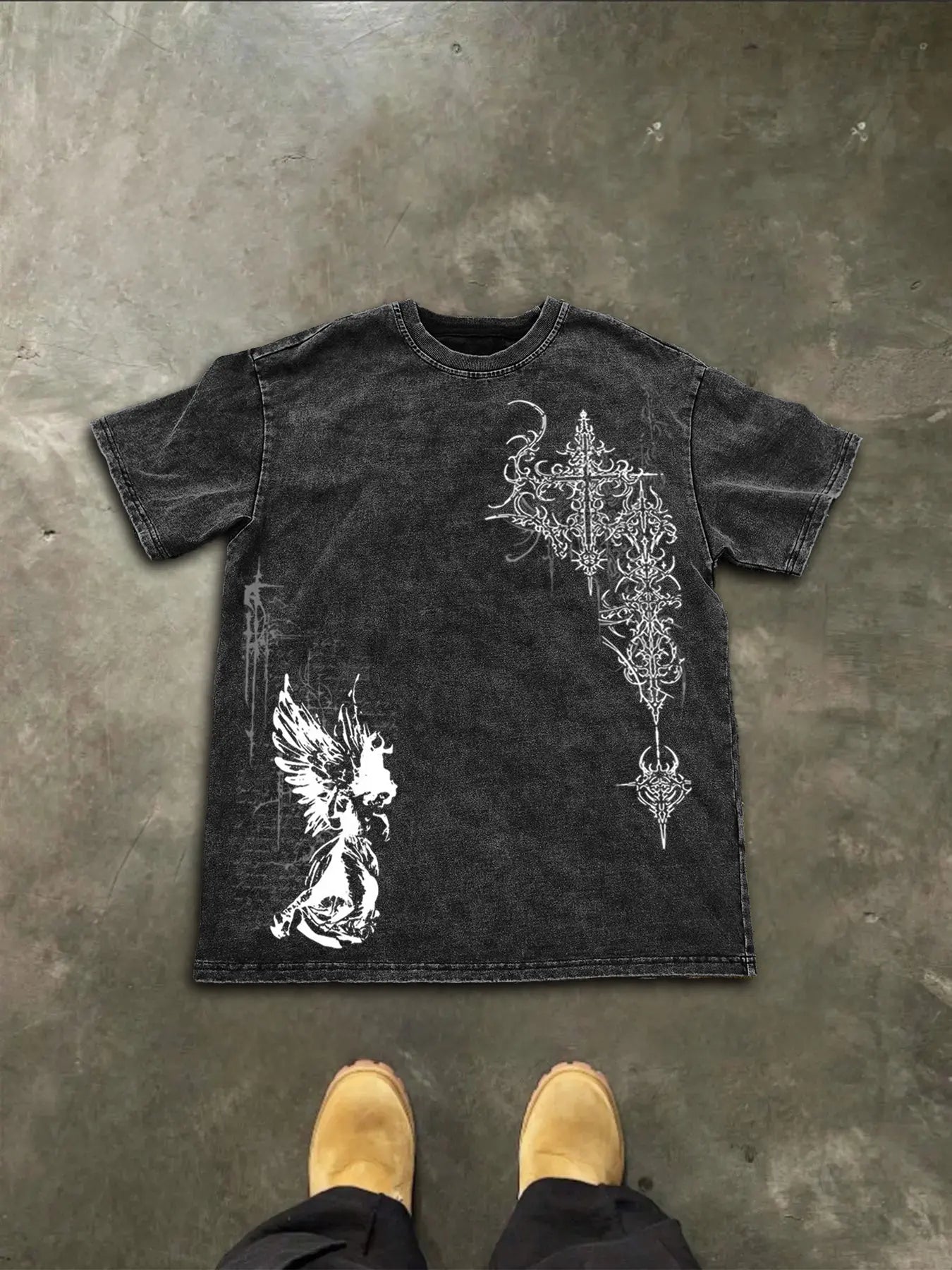 Men's Washed Cotton Short Sleeve Gothic Print T-Shirt, Pure Cotton Tee, Graphic, Casual Fashion, Comfortable Fit, Perfect for Daily Wear